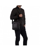 Фотография Удобная сумка в руку и на плечо чёрного цвета 5608-1a