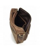 Фотография Коричневая кожаная сумка для ношения в руке и на плече 71171