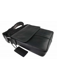 Кожаная небольшая черная сумка на плечо 77225-SKE