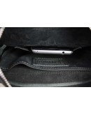 Фотография Кожаная небольшая черная сумка на плечо 77225-SKE