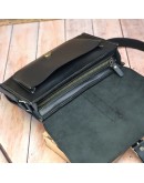 Фотография Женская черная кожаная сумка на плечо 877411-SGE