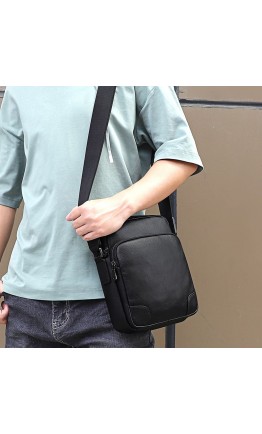 Кожаная мужская черная сумка на плечо JD1069A