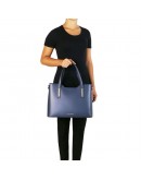 Фотография Женская кожаная фирменная черная сумка Tuscany Leather Olimpia TL141412 black