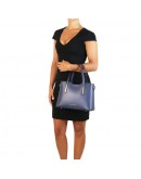 Фотография Синяя женская кожаная сумка Tuscany Leather Olimpia TL141521 blue