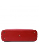 Фотография Красная женская кожаная сумка Tuscany Leather Magnolia TL141809 red