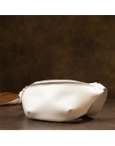 Фотография Стильная белая кожаная сумка на пояс GRANDE PELLE 11356