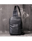Фотография Мужская черная кожаная сумка слинг Vt1231A